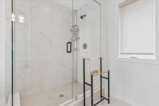 Additional image 30 of 604 Doonwoods Cres