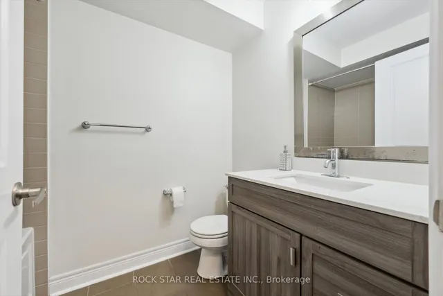 Additional image 18 of 819C Oxford St