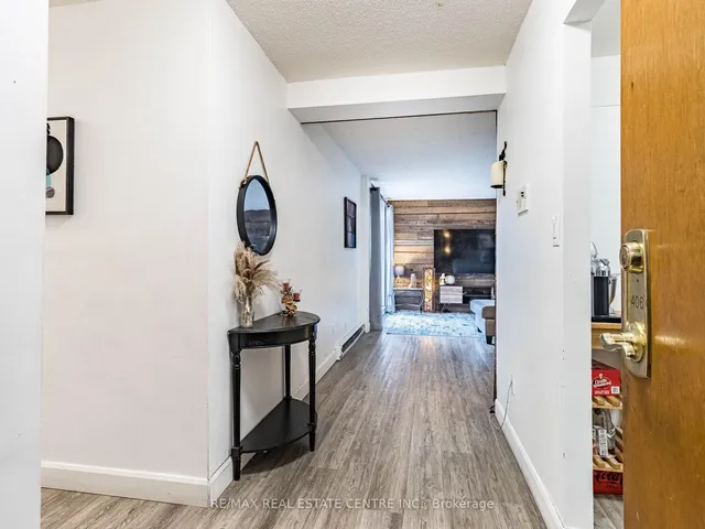 Additional image 12 of 23 Main St Unit 406