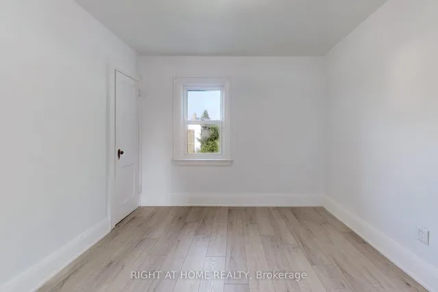 Additional image 21 of 57 Chamberlain Ave