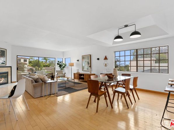 10475 Ashton Ave APT 203, Los Angeles, CA 90024