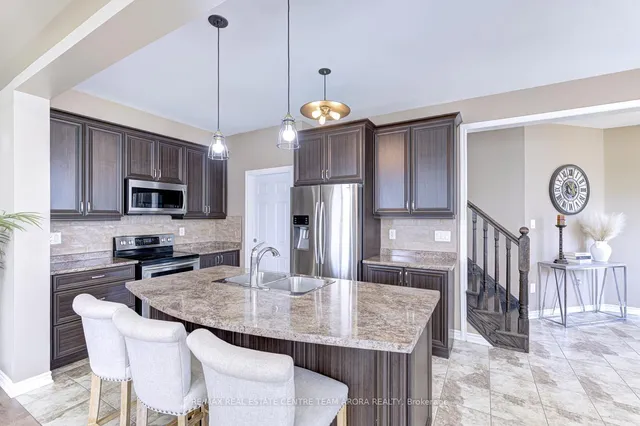 Additional image 13 of 18 Fenchurch Dr