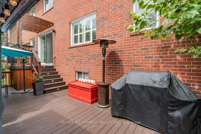 Additional image 41 of 1560 Rixon Way