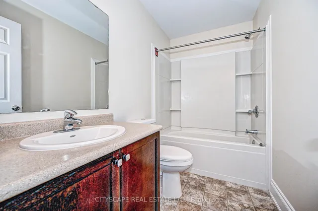 Additional image 31 of 58 Renfrew St