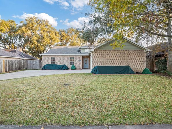 15825 Boulder Oaks Dr, Houston, TX 77084