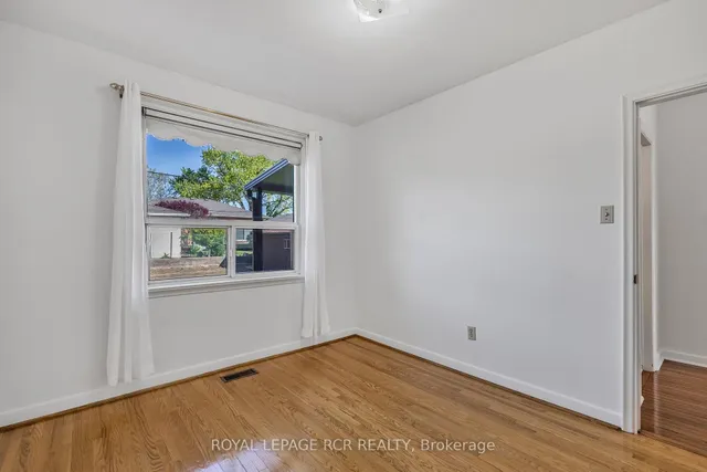 Additional image 24 of 26 Ludstone Dr