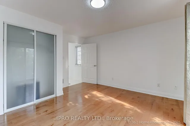 Additional image 10 of 107 Sufi Cres