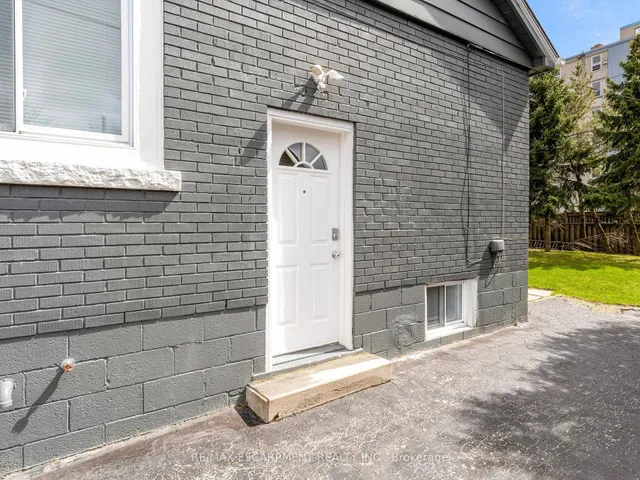 Additional image 42 of 54 Duncombe Dr