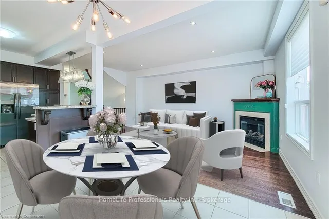 Additional image 12 of 33 Marina Point Cres