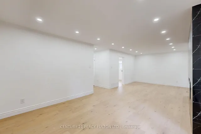 Additional image 24 of 78 Agincourt Dr