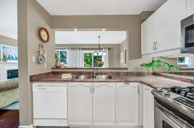 Additional image 13 of 31 Moss Blvd Unit Unit 30