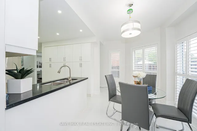 Additional image 13 of 14 Conover Crt