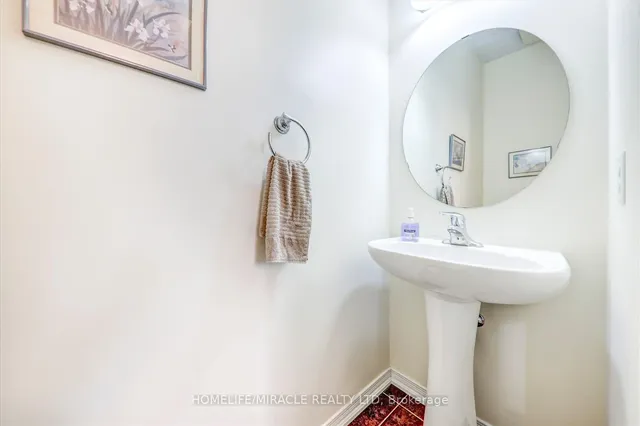 Additional image 17 of 22 Vivian Rd