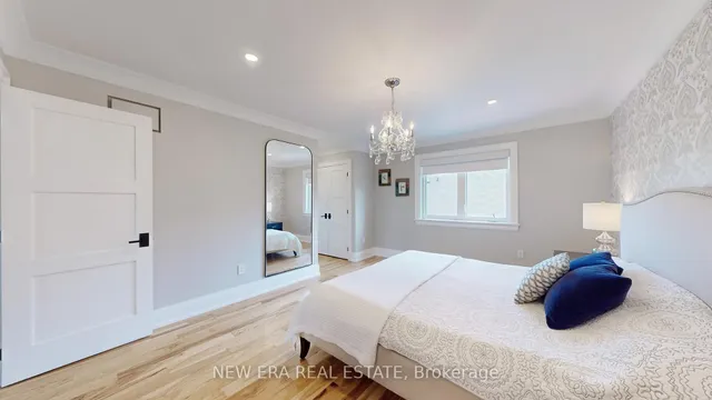 Additional image 32 of 891 Pickersgill Cres