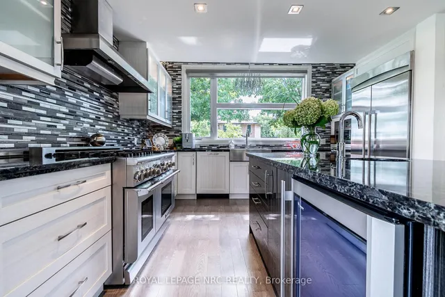 Additional image 9 of 121 Teal Ave