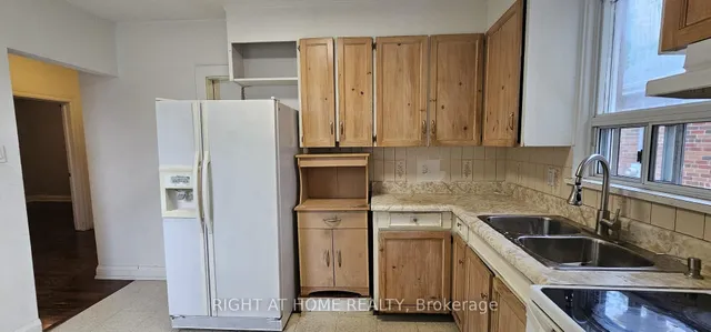 Additional image 11 of 22 Birchlea Ave