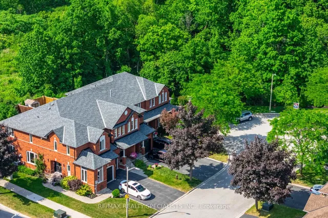 Additional image 3 of 5103 Tree Crt