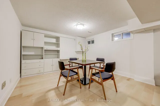 Additional image 23 of 14 Anvil Millway