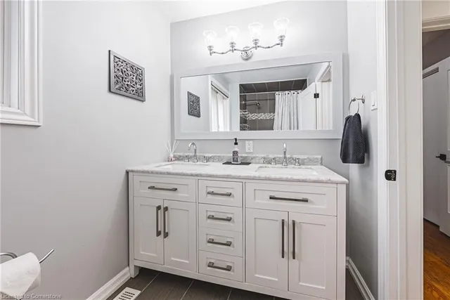 Additional image 26 of 4 Manning Crt