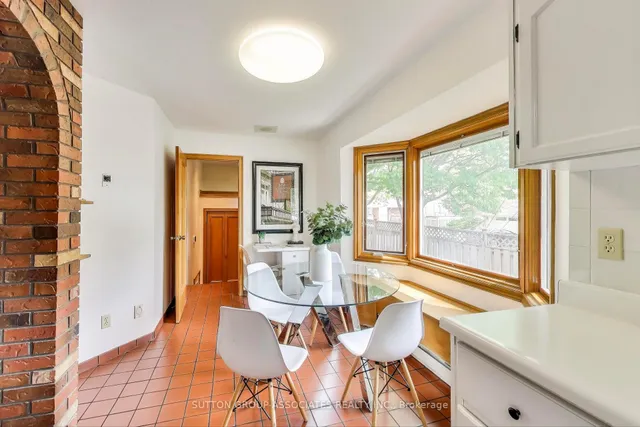 Additional image 25 of 368 Douglas Ave