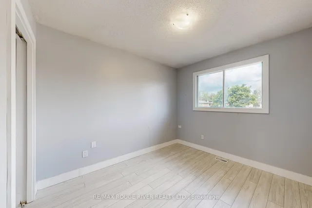 Additional image 17 of 11 GRANDHALL Crt