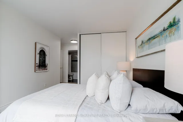 Additional image 20 of 18 Lee Centre Dr Unit 2203