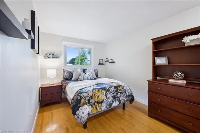 Additional image 14 of 132 Greendale Cres