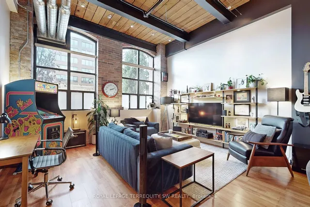 Additional image 11 of 43 Hanna Ave Unit 125