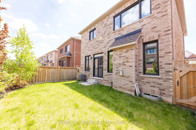 Additional image 47 of 1235 Mcphedran Pt