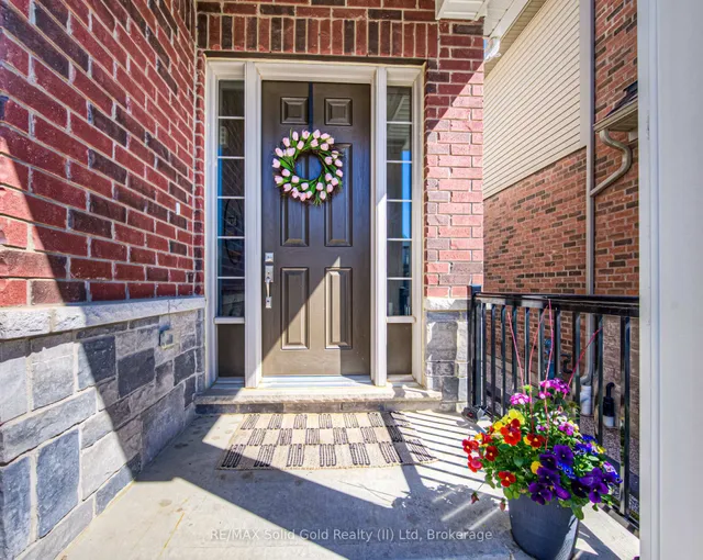 Additional image 3 of 145 Haldimand St