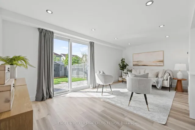 Additional image 17 of 46 Hackberry St