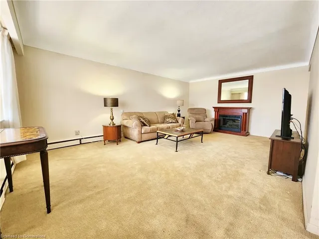 Additional image 4 of 38 Charlton Ave