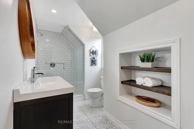 Additional image 24 of 2005 Old Mill Rd