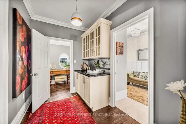 Additional image 45 of 20 Chesswood Tr