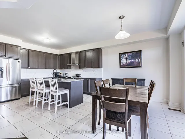 Additional image 13 of 4 Wainwright Dr