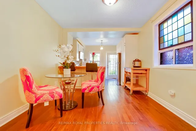 Additional image 23 of 131 Lansdowne Ave