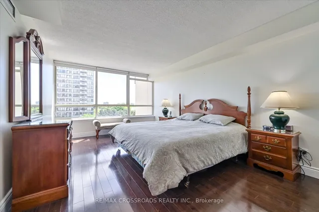 Additional image 17 of 275 Bamburgh Circ Unit 604