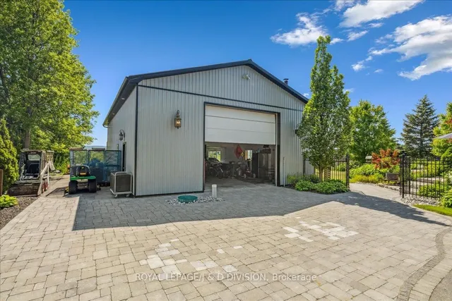 Additional image 42 of 4402 Tremaine Rd