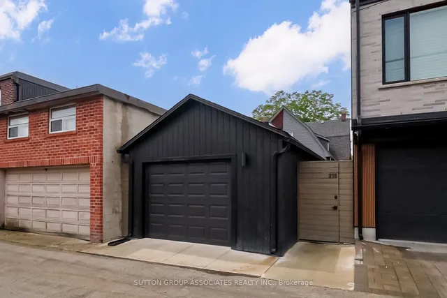 Additional image 37 of 215 Christie St