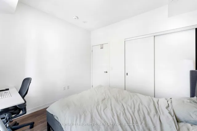 Additional image 20 of 20 Richardson St Unit 814