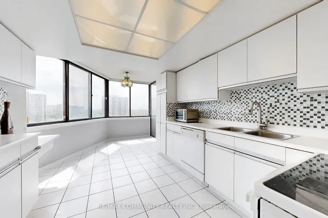 Additional image 19 of 2330 Bridletowne Circ Unit 1103