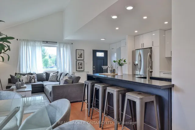 Additional image 8 of 70 Colonial Ave