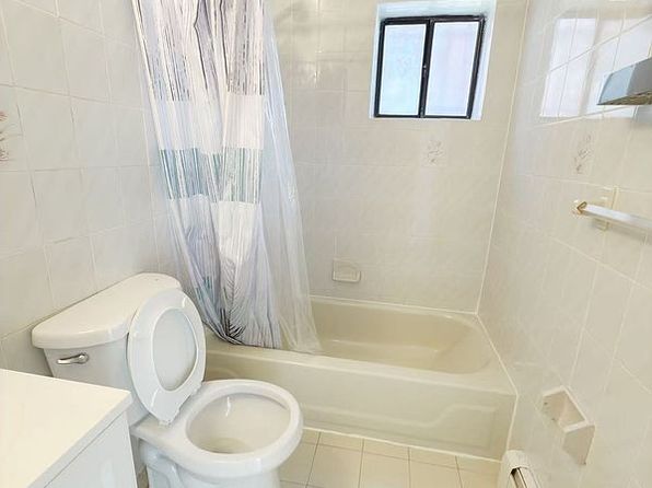 541 Logan Ave, Bronx, NY 10465