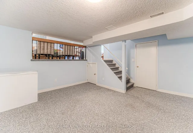 Additional image 35 of 82 Roseneath Cres