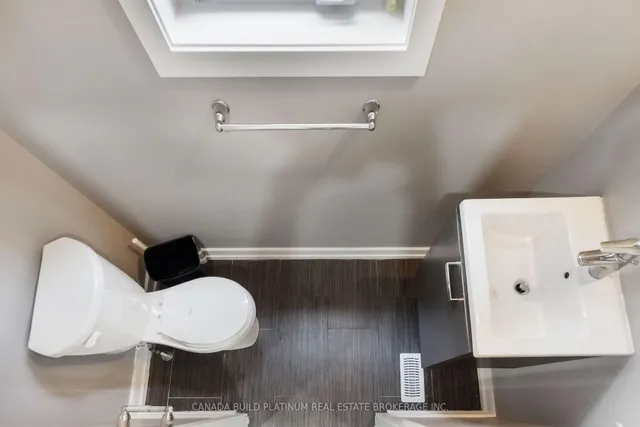 Additional image 23 of 75 Baffin Cres