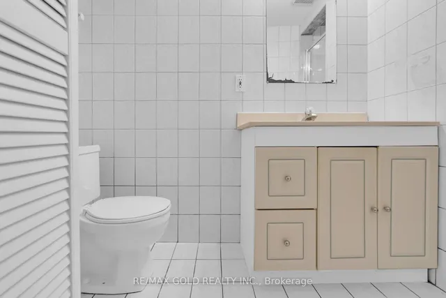 Additional image 36 of 78 Candy Cres