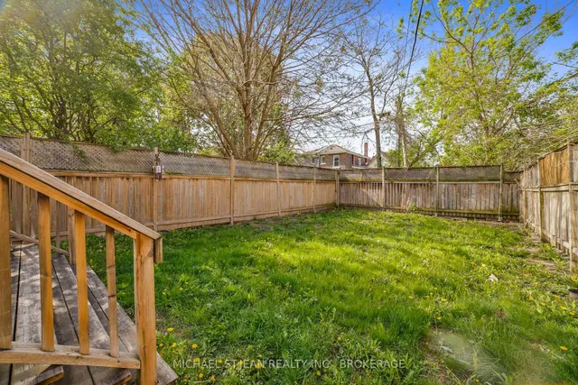 Additional image 31 of 461 Main St