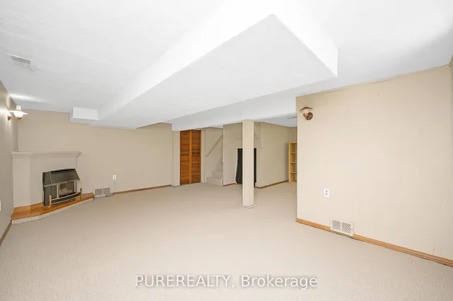 Additional image 27 of 2067 Maplewood Dr
