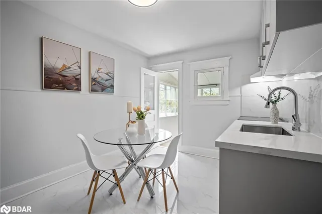 Additional image 21 of 80 Mavety St