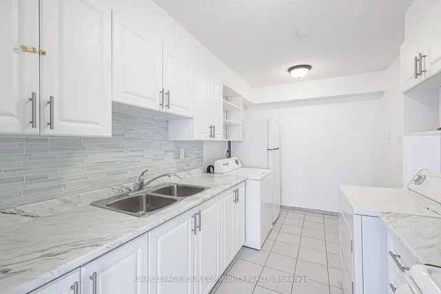 Additional image 8 of 10 Tobermory Dr Unit 1011